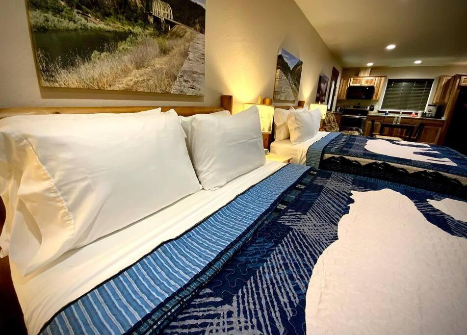 Bear Mountain - Suite 8 グランツ・パス エクステリア 写真
