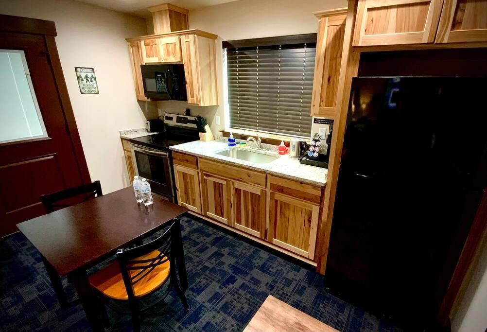 Bear Mountain - Suite 8 グランツ・パス エクステリア 写真