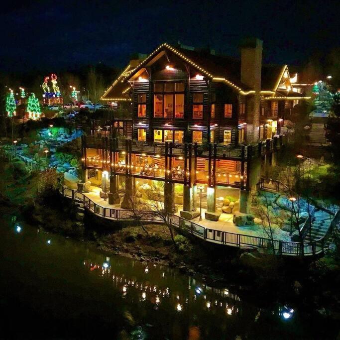 Bear Mountain - Suite 8 グランツ・パス エクステリア 写真